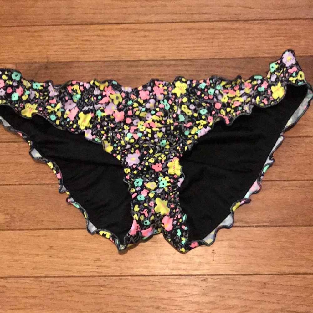 Floral bikini bottoms